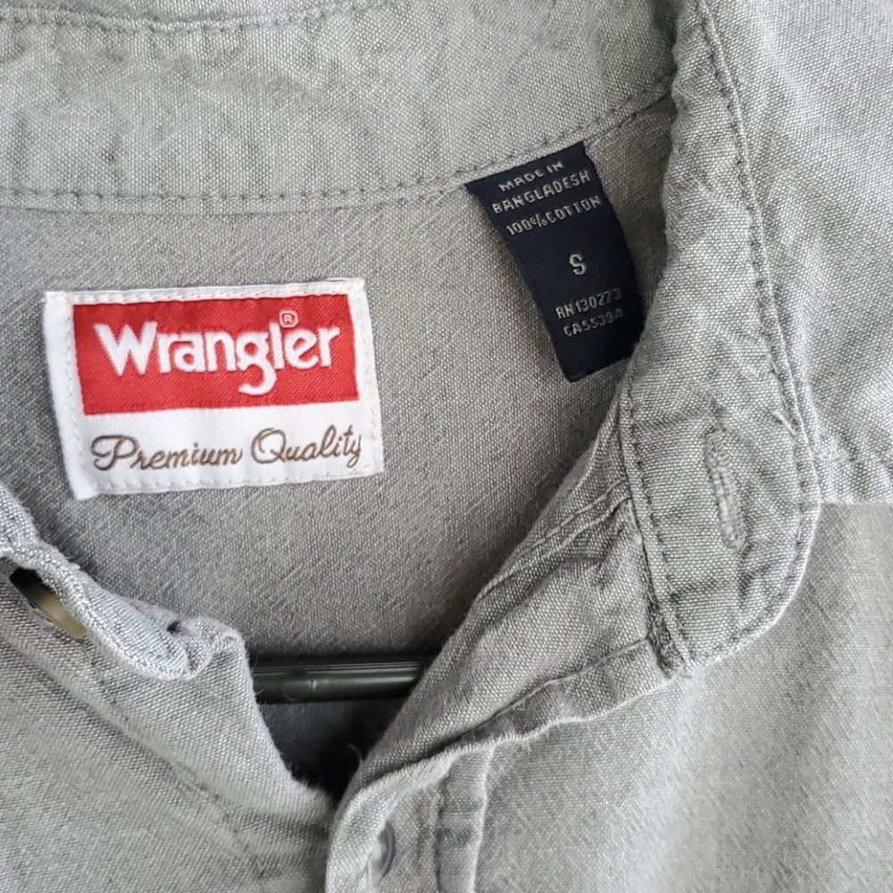Wrangler - Picture 2 of 3